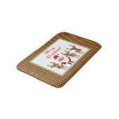 Frohe Weihnachten Kariert Red Green Santa Reindeer Badematte (Schrägansicht)