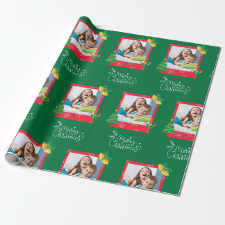 Frohe Weihnachten mit einem Rahmen Foto grün Geschenkpapier