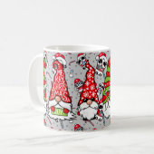 Frohe Weihnachten mit Geschenken mit Candy Canes Kaffeetasse (Vorderseite Links)