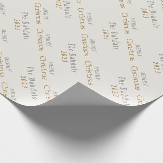 Frohe Weihnachten Silver & Gold Script, Personalis Geschenkpapier (Ecke)