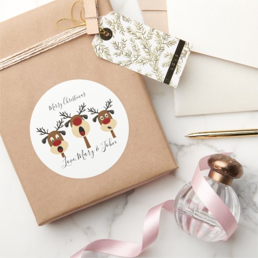 frohe Weihnachten singend Rentiere Runder Aufkleber (Schenken)