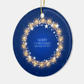 Frohe Weihnachten Sparkling Stars Wreath Blue Keramik Ornament (Links)