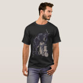Frohe Weihnachten von Krampus! Wesentlicher T - Sh T-Shirt (Vorne ganz)