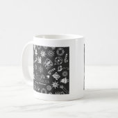Frohe Weihnachten Weihnachtsymbole, Schwarz und We Kaffeetasse (Vorderseite Links)