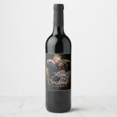 Frohe Weihnachten Whimsical Script Benutzerdefinie Weinetikett (Vorderseite)