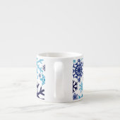 Frohe Weihnachten Winterschneeflockenmuster Espressotasse (Rückseite)