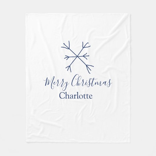 Frohe Weihnachts-blaue Schneeflocken fügen Namen F Fleecedecke (Vorderseite)