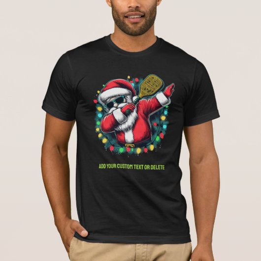 Frohe Weihnachts-Dabbing Santa Pickleballer Gesche T-Shirt (Vorderseite)