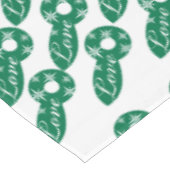 Frohe Weihnachts-Liebe Green White Tischdecke (Schrägansicht)