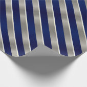 Frohe Weihnachts Navy Blau, Silver & White Streife Geschenkpapier (Ecke)