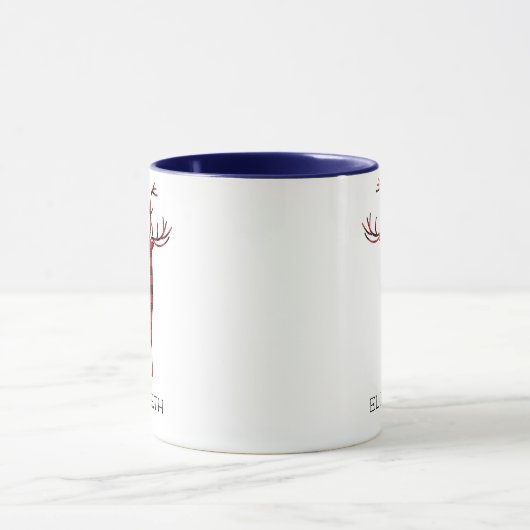 Frohe Weihnachts-Rentier Kariertes Geschenk Blauer Tasse (Zentrum)