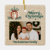 Frohe Weihnachts-Rot-Foto-beige Burlap-Geschenkbox Keramikornament (Vorderseite)