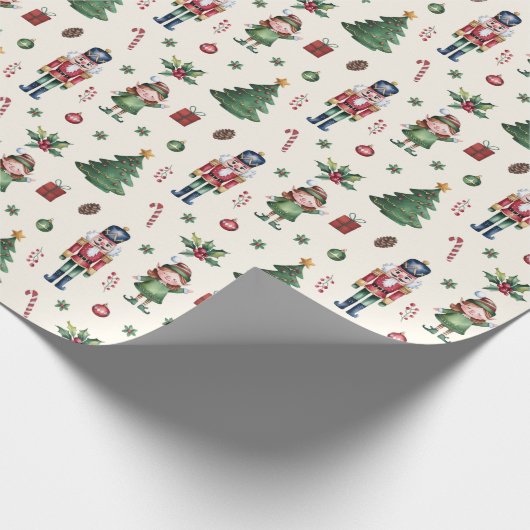 Frohe Weihnachtsbaum Santa Nutcracker Elf Ornament Geschenkpapier (Ecke)