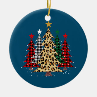 Frohe Weihnachtsbäume mit Buffalo Kariert & Leopar Keramik Ornament