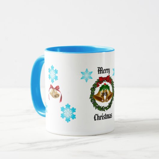 Frohe Weihnachtsbohe, Kranz, Glocken und Schneeflo Tasse (Vorderseite Links)