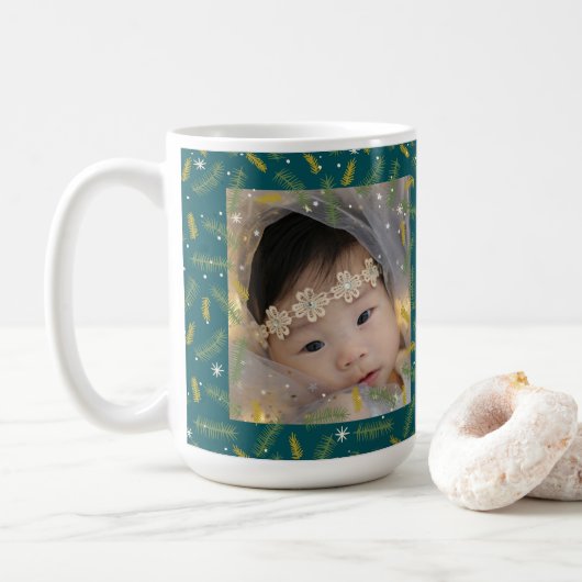 Frohe Weihnachtsfamilie Foto Green Frame Kaffeetasse (Mit Donut)