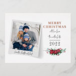 Frohe Weihnachtsfamilie Foto Rose Gold Folien Feiertagspostkarte<br><div class="desc">Family Foto Pine Christmas Modern Holiday Card Vorlage Sie können Ihr Foto und benutzerdefinierten Text hinzufügen,  indem Sie auf die Schaltfläche "Personalisieren" klicken.</div>