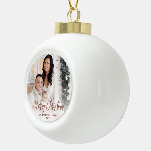 Frohe Weihnachtsfamilie Foto Rose Gold Script Keramik Kugel-Ornament (Rechts)