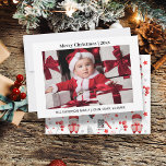 Frohe Weihnachtsfamilie Foto Santa Claus Feiertagskarte<br><div class="desc">"Frohe Weihnachten" Weihnachtsgrüße personalisiert mit einem Foto und einem Text auf der Vorderseite und einem niedlichen Weihnachtsmuster auf der Rückseite.</div>