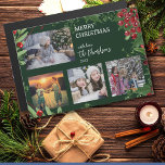 Frohe Weihnachtsfamilien Foto Collage Magnetkarte<br><div class="desc">Foto Familie Collage Frohe Weihnachten,  Winter-Blätter,  Magnetkarte. Fügen Sie Ihre eigenen schönsten Fotos,  Text und Namen und erstellen Sie eine sehr persönliche und einzigartige Weihnachtskarte.</div>