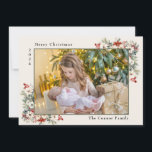 Frohe Weihnachtsfoto Collage Poinsettias Feiertagskarte<br><div class="desc">Elegante 5-Foto-Weihnachtskarte mit Text: "Frohe Weihnachten". Personalisiert mit Jahr und Familienname. Fotos sind vorne und hinten auf der Karte. Die Poinsettias sind rot-weiß und grün. Kontaktieren Sie mich,  um Hilfe bei Ihren Anpassungen zu erhalten oder um zusätzliche Matching oder Koordination von Zazzle Produkten anzufordern.</div>