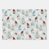 Frohe Weihnachtsgnomen im Schnee Geschenkpapier Set (Vorderseite)