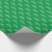 Frohe Weihnachtsgrün-weiße Schriftzeichen Geschenkpapier (Ecke)