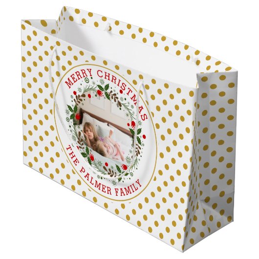 Frohe Weihnachtskranz und Goldpolka Punkt Foto Große Geschenktüte (Rückseite Schrägansicht)
