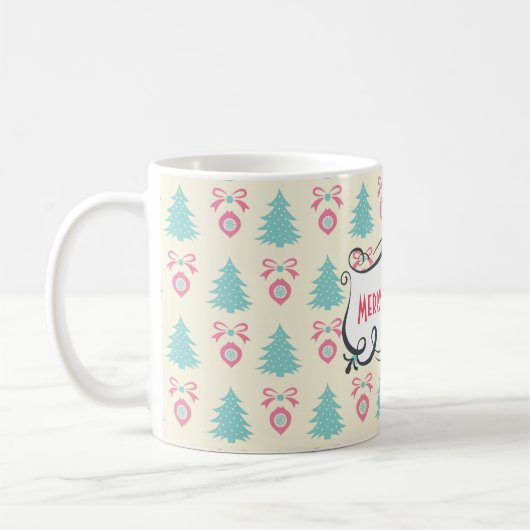 Frohe Weihnachtsmuster mit Bäumen Baubles & Bows Kaffeetasse (Links)