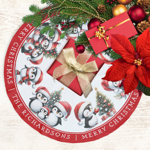 Frohe Weihnachtspinguine Familienname Weiß und Rot Polyester Weihnachtsbaumdecke