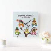 Frohe Weihnachtsschalen auf dem Baum Quadratische Wanduhr (Zuhause)