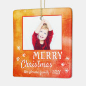 Frohe Weihnachtsschneeflocken Metallic Family Foto Keramikornament (Links)