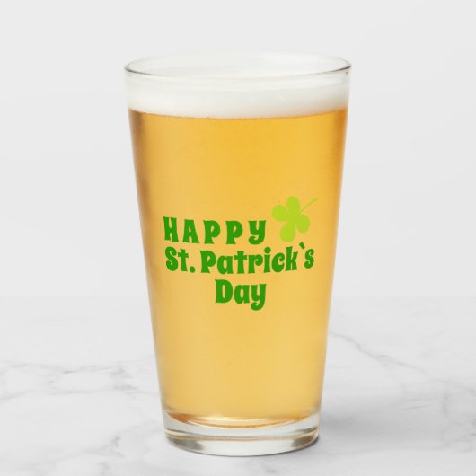 Frohen St. Patrick`s Tag Shamrock Grün Glas (Vorne (Gefüllt))