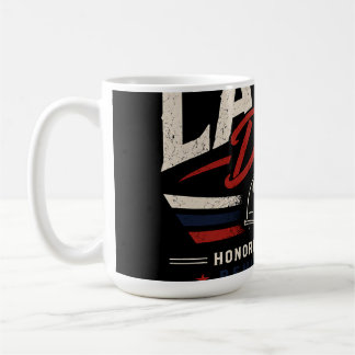 Frohen Tag der Arbeit Vintage-Typografie zur Ehrun Kaffeetasse