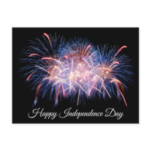 Frohen Unabhängigkeitstag Farbige Feuerwerksanzeig