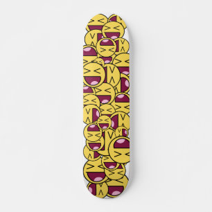 Frohes Gesicht. Skateboard