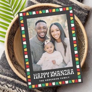 Frohes Kwanzaa rotes grünes gelbes Mosaik-Rahmen-F Feiertagskarte