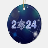 Frohes neues Jahr 2024 Eisanzahl und Schneeflocke Keramik Ornament (Links)