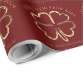 Frohes neues Jahr 2024 oder Ihr Text Vierblättrige Geschenkpapier (Rolleneckpunkt)