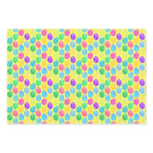 Fröhlich dekorierte Ostereier