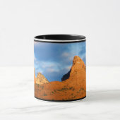 Fröhlich-Gehen-Rund in der Sedona Geschenk-Tasse Tasse (Zentrum)