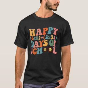 Fröhliche 100 Schultage Groovy Präsentiert Lehrer T-Shirt