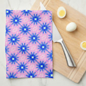 fröhliche blaue Sterne auf rosa Handtuch (Viertel Falte)