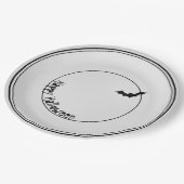 Fröhliche Halloween-Bat-Silhouette Schwarz/Weiß  Pappteller (Schrägansicht)