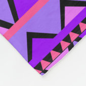Fröhliche Lila Geometrien Fleecedecke (Ecke)
