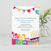 Fröhliche Personalisierte Geburtstagsparty Einladung (Stehend Vorderseite)