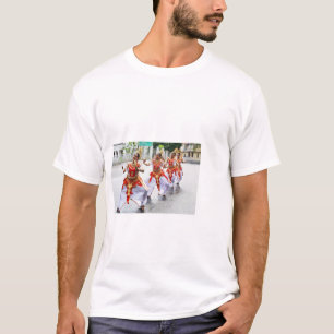 Fröhliche Rabana-Tänzer - Sri-lankisches Festival T-Shirt