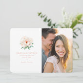 Fröhliche rosa florale Hochzeit Save The Date (Stehend Vorderseite)
