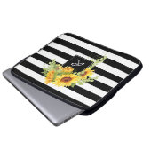 Fröhliche Sonnenblumen und Streifen mit Monogramm Laptopschutzhülle (Vorne Knopf)