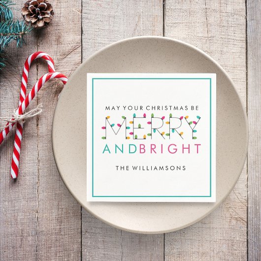 Fröhliche und helle Weihnachtsbaumleuchten Serviette